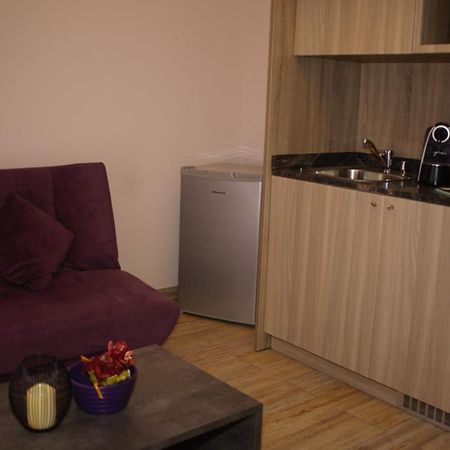 Hotello Guest Suites Jounieh Kültér fotó